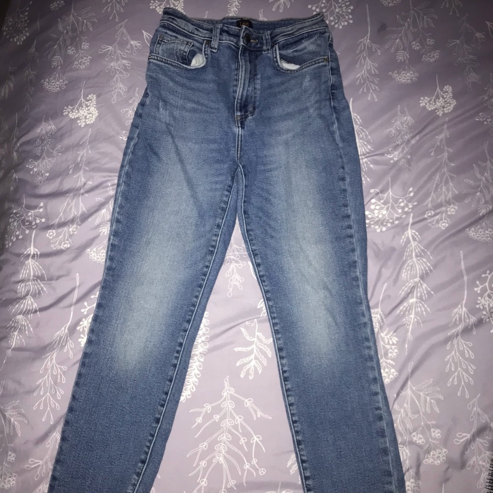 Lee Jeans